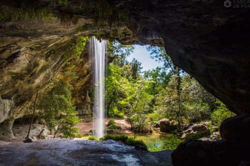 Cascade de Beaumicou, Tout proche du mas bleu